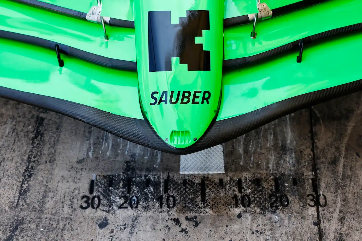 Sauber Motorsport opens Technology Centre at Bicester Motion