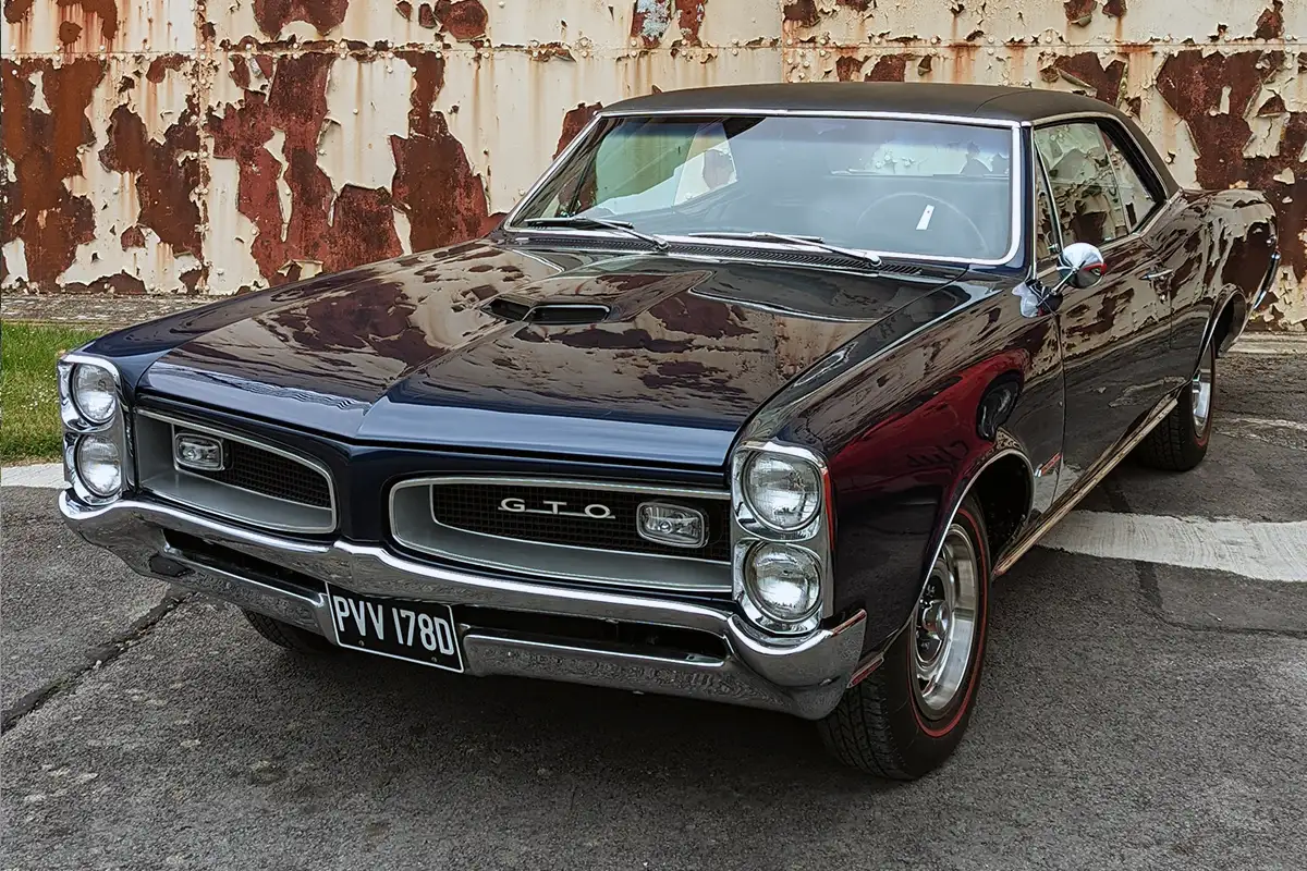 Pontiac GTO Tri Power: The Ultimate Muscle Car? Bicester Pontiac GTO Tri Power: The Ultimate Muscle Car? Bicester